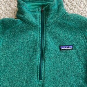 Patagonia green pullover fleece size M
